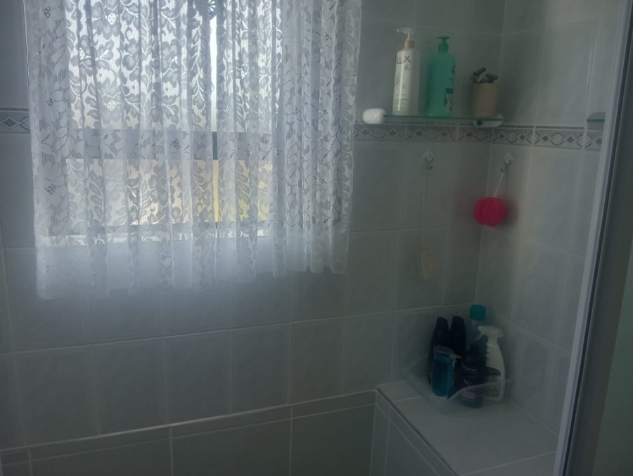 3 Bedroom Property for Sale in C Place Eastern Cape